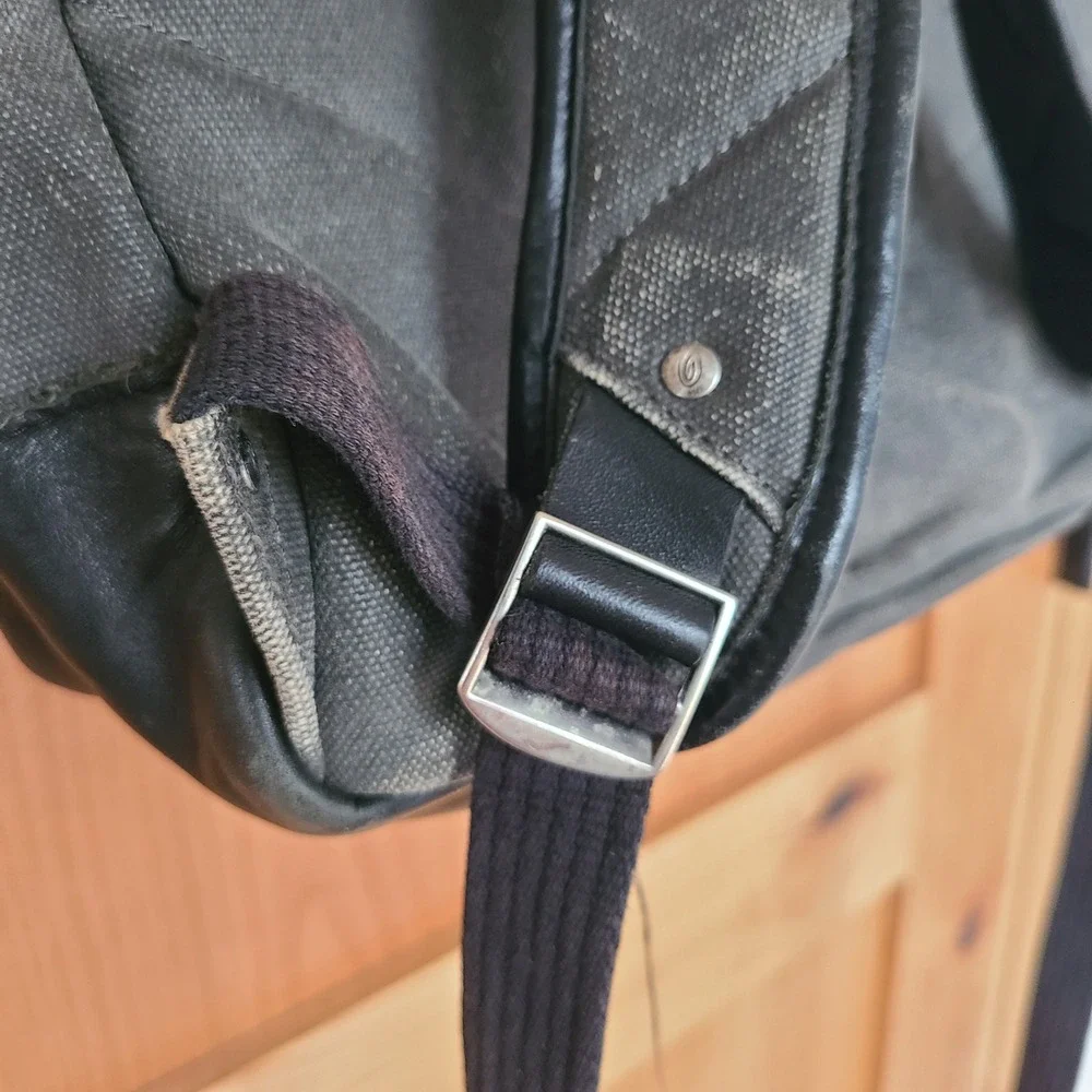 Timbuk2 gray canvas